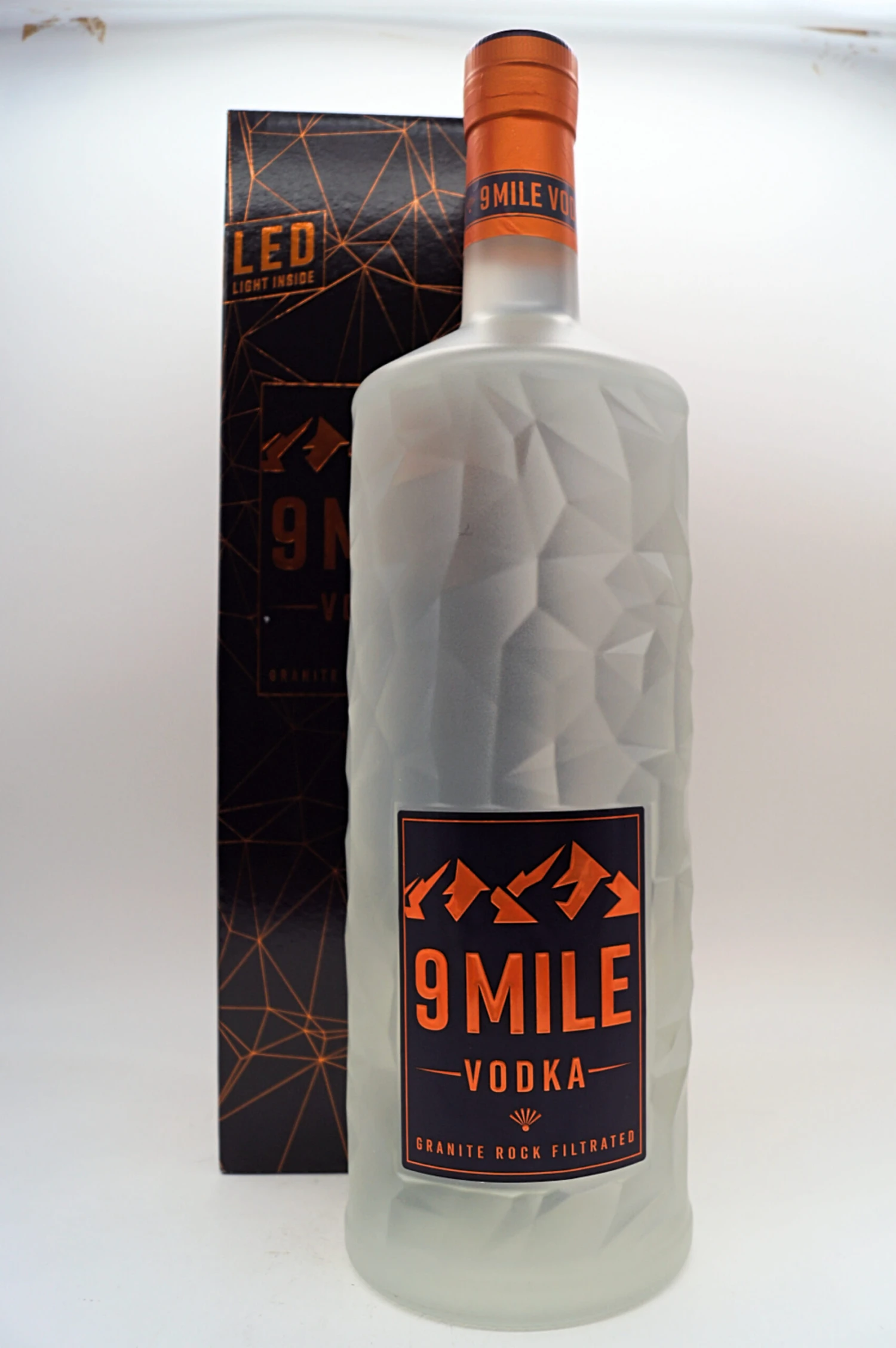 9 Mile - Vodka 3L 6 9 Mile - Vodka 3L - Image 4
