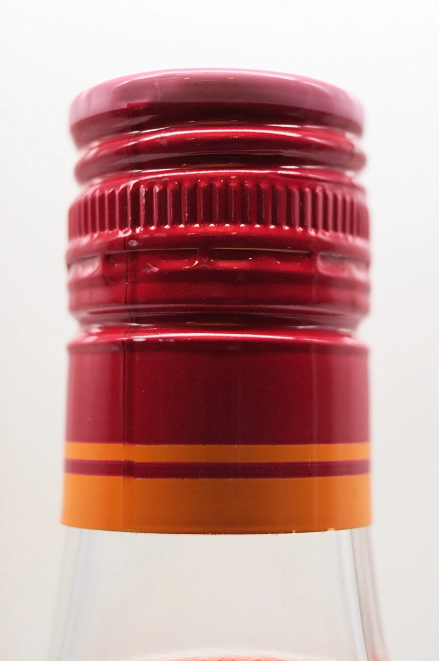 Larios - Rose Premium Gin 7 Larios - Rose Premium Gin - Image 5