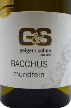Geiger & Söhne - Bacchus Mundfein Halbtrocken 2023 -Der-Schnapsstodl GSMFBacchus2