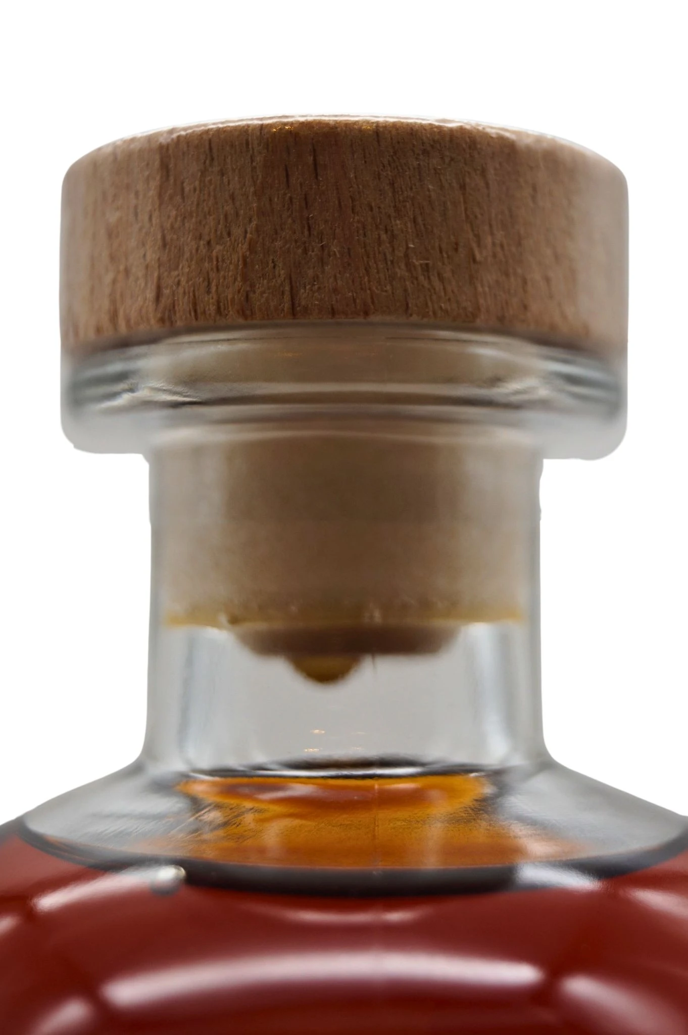 Shadows - Haselnuss Likör 6 Shadows - Haselnuss Likör - Image 4