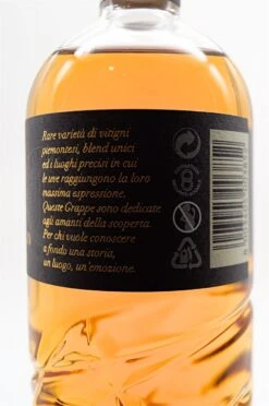 Luigi Francoli - Di Nebbiolo Da Barolo Riserva Grappa 12 Luigi Francoli - Di Nebbiolo Da Barolo Riserva Grappa -Der-Schnapsstodl dsc01468