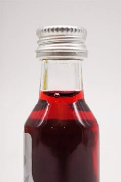 Ficken - Jostabeerenlikör Kleinflaschen -Der-Schnapsstodl dsc08085mkgrohk3cvpsj