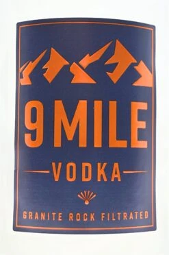 9 Mile - Vodka 1 Liter -Der-Schnapsstodl dsc08492