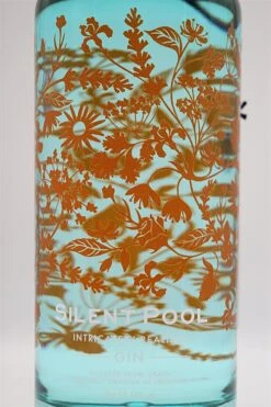Silent Pool - Intricately Realised Gin Inkl. Kelch 12 Silent Pool - Intricately Realised Gin Inkl. Kelch -Der-Schnapsstodl dsc08598cqasm7v1uvwua