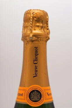 Veuve Clicquot - Brut Yellow Label Champagner 11 Veuve Clicquot - Brut Yellow Label Champagner -Der-Schnapsstodl dsc09068gjvnbsjbvqo2u
