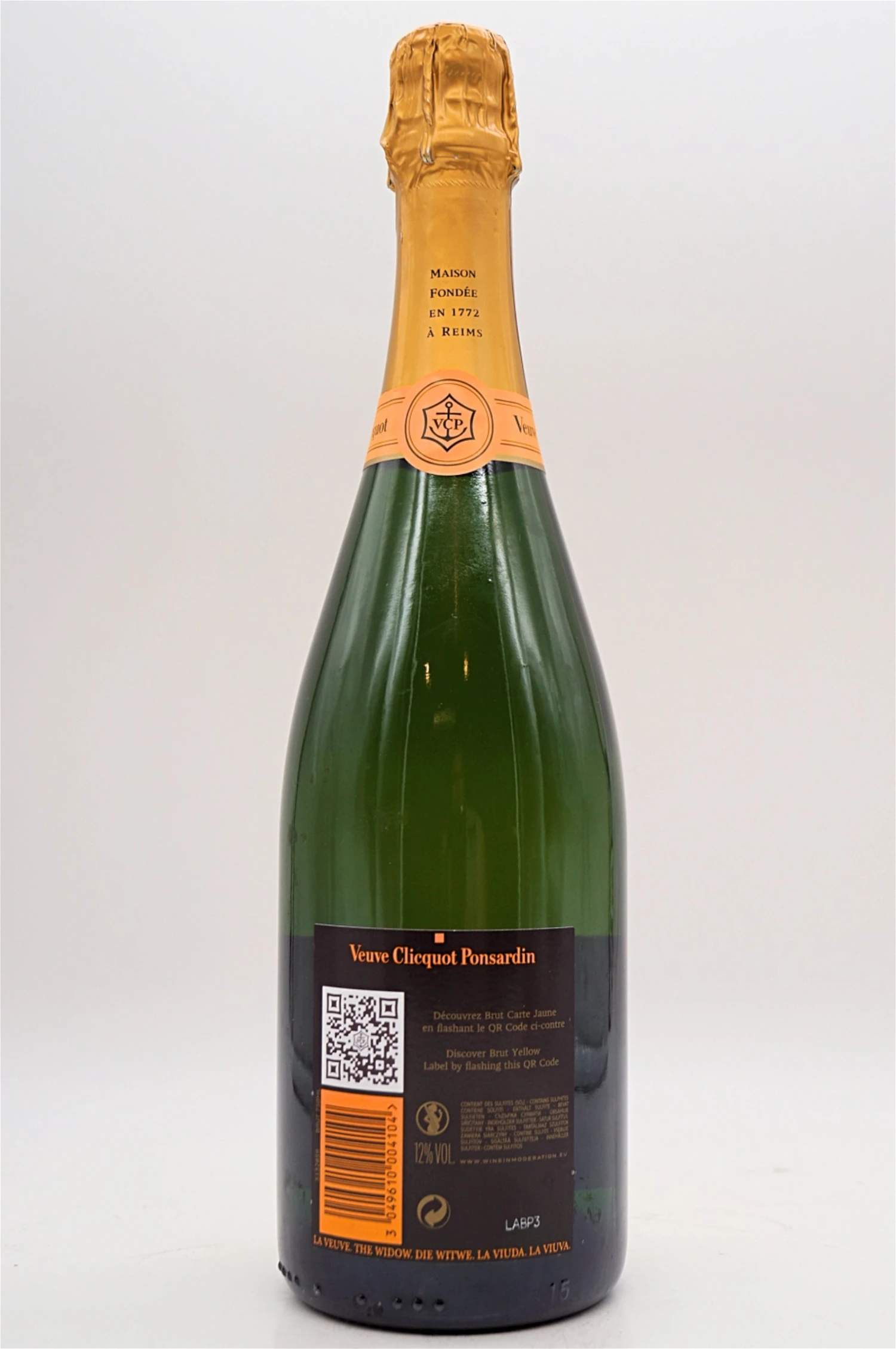 Veuve Clicquot - Brut Yellow Label Champagner 4 Veuve Clicquot - Brut Yellow Label Champagner - Image 2